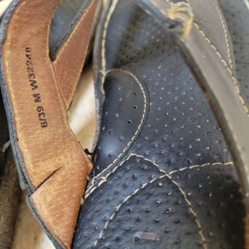 Born Leather Sandals - Size 8 - Picture 3 of 16